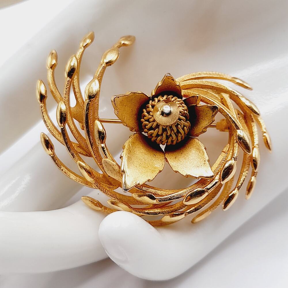 Vintage Gold Tone Floral Brooch, Layered Flower Pin, Mid-Century Jewelry 2"